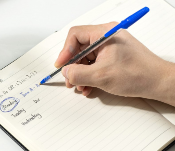 Набор ручек шариков. Deli Think EQ4-MT-BL