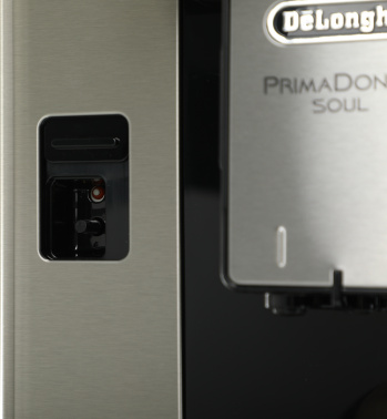 Кофемашина Delonghi ECAM610.75.MB