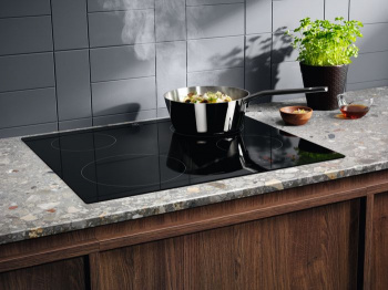 Индукционная варочная поверхность Electrolux EIB60420CK