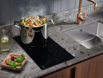 Варочная поверхность Electrolux LHR3233CK