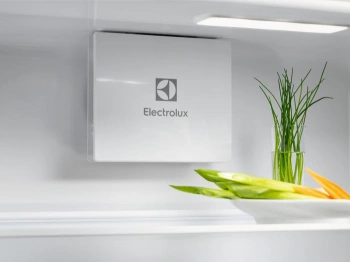 Холодильник Electrolux LND5FE18S
