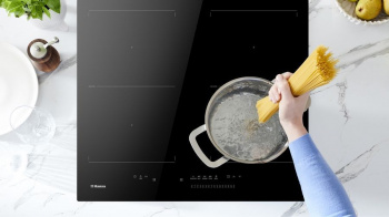 Индукционная варочная поверхность Hansa BHI67906