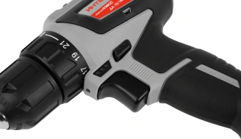 Дрель-шуруповерт Интерскол ДА-10/18В 44