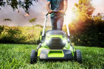 Газонокосилка роторная Greenworks GD60LM51SP
