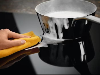 Индукционная варочная поверхность Electrolux LIR60430