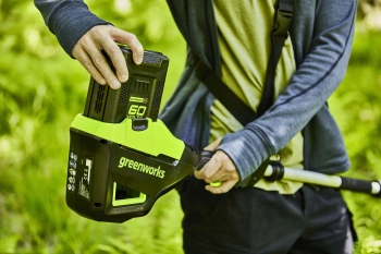 Высоторез Greenworks GD60PST25а