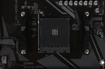 Материнская плата Gigabyte A520M DS3H V2