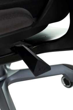 Кресло игровое Knight  Aero