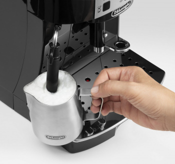 Кофемашина Delonghi ECAM22.115B