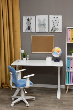 Стол игровой Knight  TABLE T2