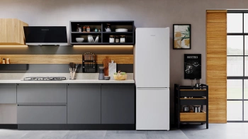 Холодильник Hotpoint HT 4180 W