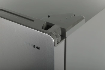 Холодильник Hyundai CS4583F