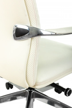 Кресло руководителя Бюрократ _Vega белый кожа с подголов. крестов. алюминий