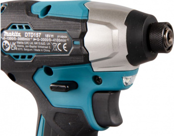 Шуруповерт Makita DTD157Z