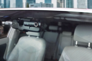 Видеорегистратор Mio MiVue J30