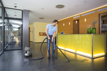 Строительный пылесос Karcher Me Classic NT 20/1