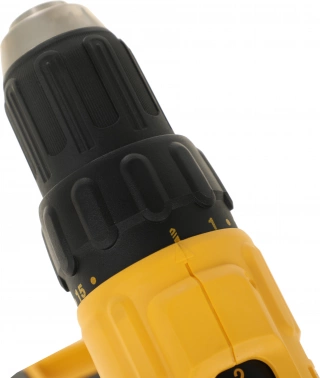 Дрель-шуруповерт DeWalt DCD771C2-QW