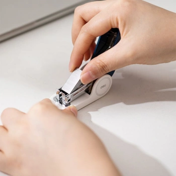 Степлер мини Deli EK203-BL EK203