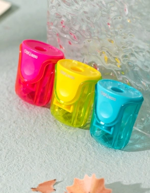 Точилка для карандашей ручная Deli  ER01000-MT