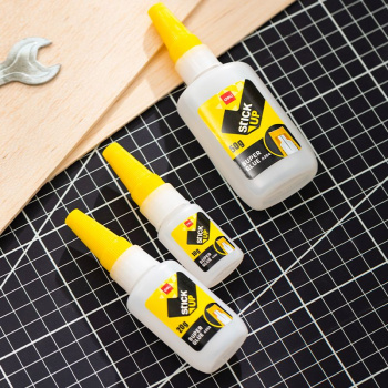 Клей универсальный Deli Stick up