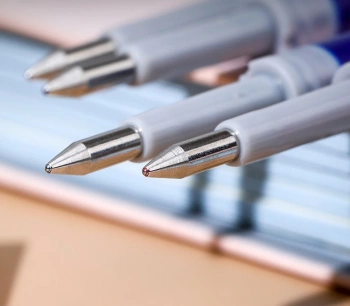 Стержень для гелевых ручек Deli EG97-BL