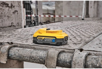 Батарея аккумуляторная DeWalt  XR