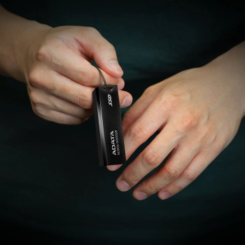 Накопитель SSD A-Data USB3.1 1TB SC610-1000G-CBK/RD SC610