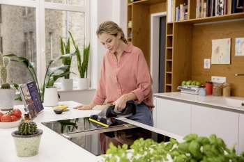 Мойщик окон Karcher WV 5 Plus N Black Edition