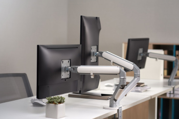 Кронштейн для мониторов Ultramounts UM735SIL