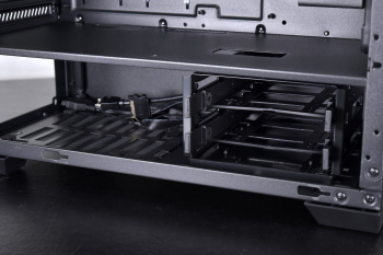 Корпус Lian-Li Lancool 205 Mesh