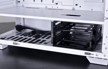 Корпус Lian-Li Lancool 205 Mesh