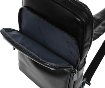 Рюкзак слинг мужской Piquadro Blue Square CA6589B2/N черный кожа