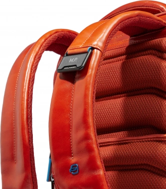 Рюкзак мужской Piquadro Blue Square CA6591B2/CU4 табачный кожа