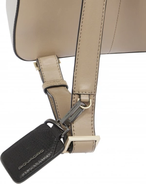 Рюкзак женский Piquadro Ashley CA6454W134/BE бежевый кожа