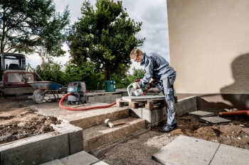 Углошлифовальная машина Metabo WE 26-230 MVT Quick