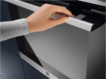 Духовой шкаф Электрический Electrolux EOC6H76X
