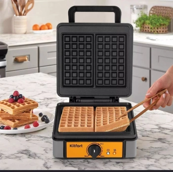 Вафельница Kitfort КТ-1694
