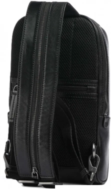 Рюкзак слинг мужской The Bridge 053354EX/7R черный кожа