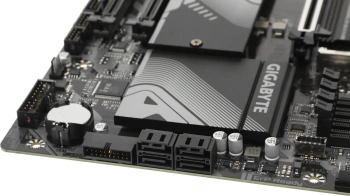 Материнская плата Gigabyte B650 GAMING X AX V2