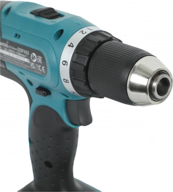 Дрель-шуруповерт Makita DDF453RFE