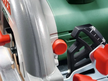 Циркулярная пила (дисковая) Bosch PKS 55 A