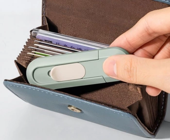 Нож канцелярский Deli NS065green