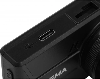 Видеорегистратор Digma FreeDrive 300DW