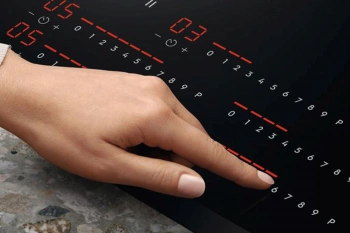 Индукционная варочная поверхность Electrolux EIV84550