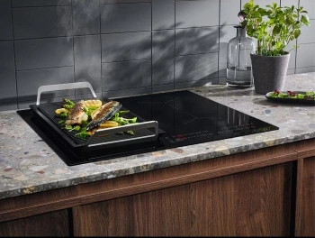 Индукционная варочная поверхность Electrolux EIV654