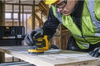 Эксцентриковая шлифмашина DeWalt  DCW210N