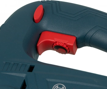 Лобзик Bosch GST 700