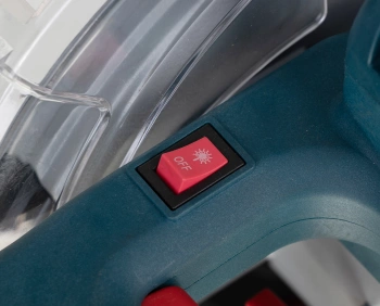 Торцовочная пила Bosch GCM 216