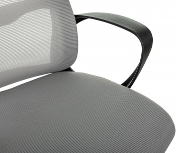 Кресло руководителя Бюрократ  Wise