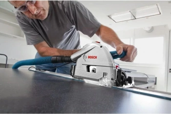 Циркулярная пила (дисковая) Bosch GKT 55 GCE